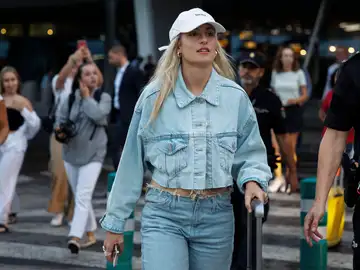 Alexia Putellas a su llegada al aeropuerto de Manises Alexia Putellas a su llegada al aeropuerto de Manises