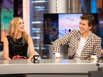 Disfruta de la entrevista completa de Marta Hazas y Javier Veiga en El Hormiguero Disfruta de la entrevista completa de Marta Hazas y Javier Veiga en El Hormiguero