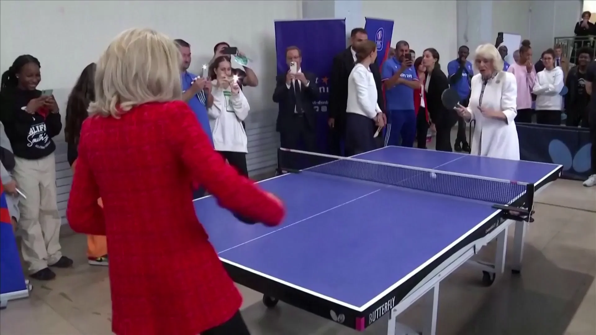La reina Camilla y Brigitte Macron La reina Camilla y Brigitte Macron
