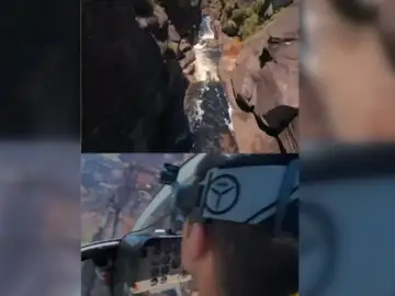 Iván Merino pilotando su dron por el Salto del Ángel, Venezuela