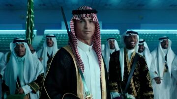 Cristiano Ronaldo vestido con el traje tradicional saudí Cristiano Ronaldo vestido con el traje tradicional saudí