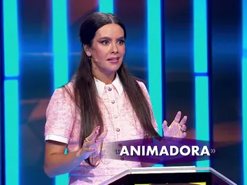 La chocante imitación de La Terremoto de Alcorcón de una animadora que deja en shock a Cristina Pedroche: “Le está dando un exorcismo” La chocante imitación de La Terremoto de Alcorcón de una animadora que deja en shock a Cristina Pedroche: “Le está dando un exorcismo”