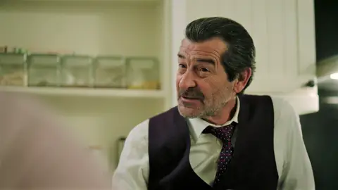 La sospechosa confesión de Yekta a Laçin: “Gracias a ti, mi hijo Ömer y yo nos hemos encontrado” La sospechosa confesión de Yekta a Laçin: “Gracias a ti, mi hijo Ömer y yo nos hemos encontrado”