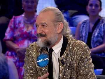 &iexcl;Despedida por todo lo alto! C&oacute;sima Ram&iacute;rez y Antonio Albella deslumbran a Roberto Leal con sus looks