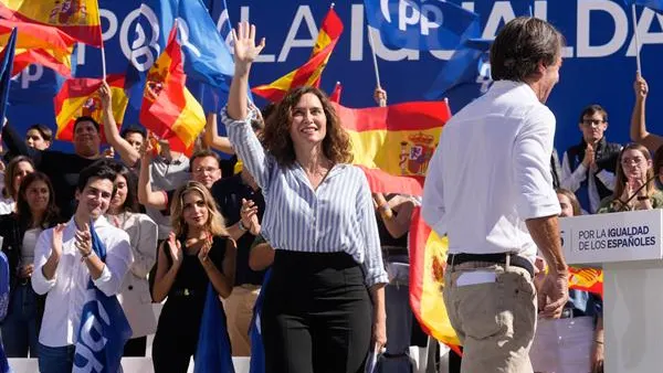 Isabel Díaz Ayuso Isabel Díaz Ayuso