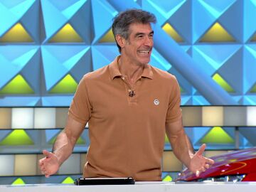 &iexcl;Expendedoras de latas que contienen pretendientes! El panel m&aacute;s surrealista de La ruleta de la suerte