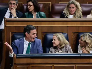 Pedro Sánchez,Nadia Calviño y Yolanda Díaz Pedro Sánchez,Nadia Calviño y Yolanda Díaz