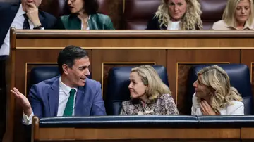 Pedro Sánchez,Nadia Calviño y Yolanda Díaz 