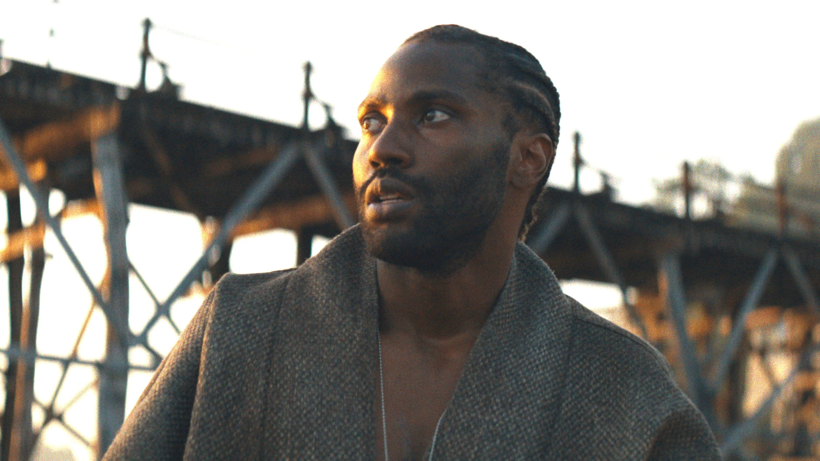 John David Washington en The Creator