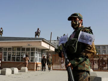 Los talibanes quieren un instalar un sistema de vigilancia masiva en Afganistán 