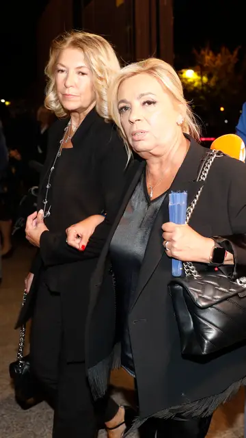Carmen Borrego llega a la misa funeral de su madre Carmen Borrego llega a la misa funeral de su madre