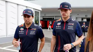 Checo Pérez y Max Verstappen, en el trazado de Suzuka