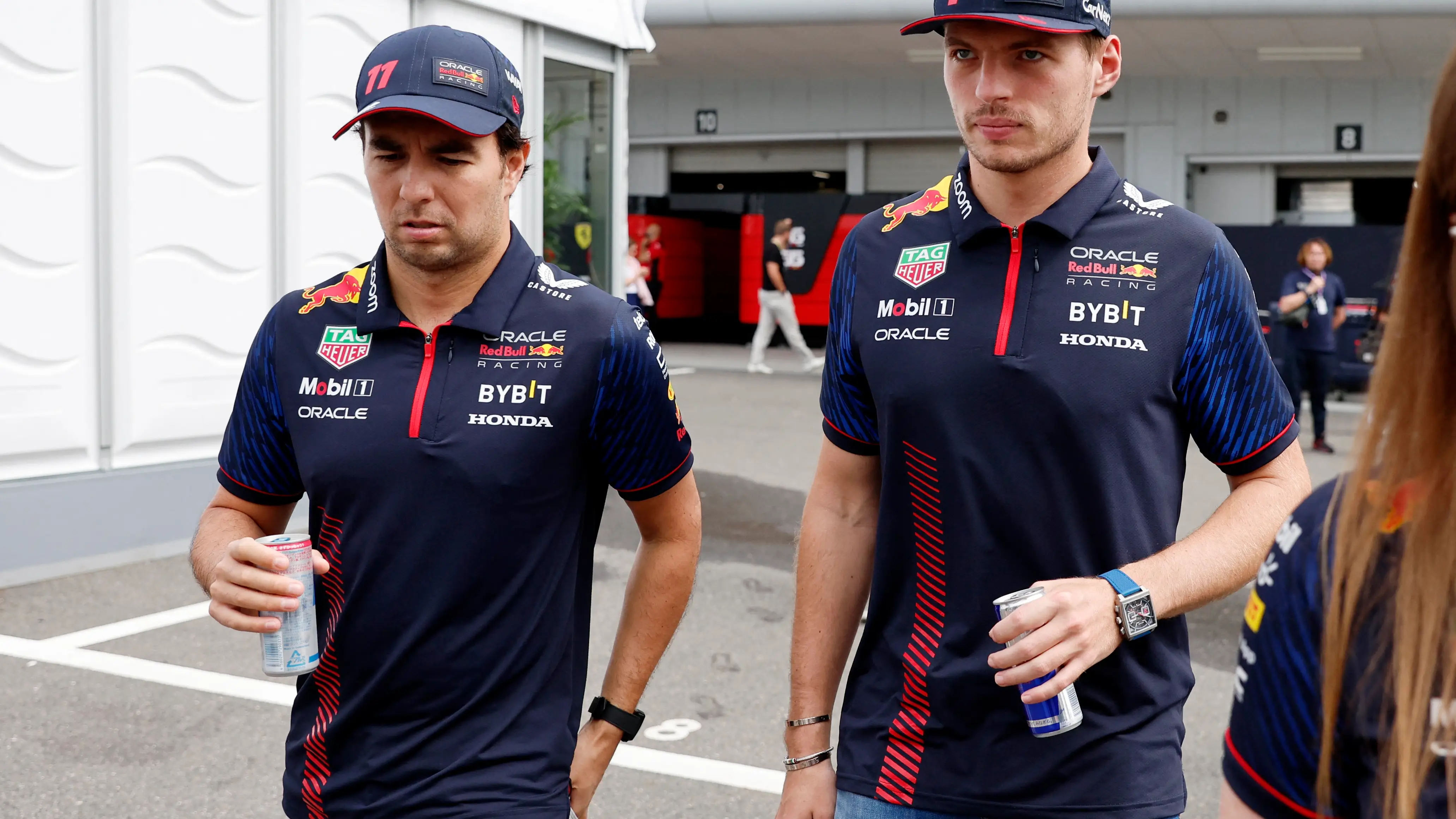 Checo Pérez y Max Verstappen, en el trazado de Suzuka Checo Pérez y Max Verstappen, en el trazado de Suzuka