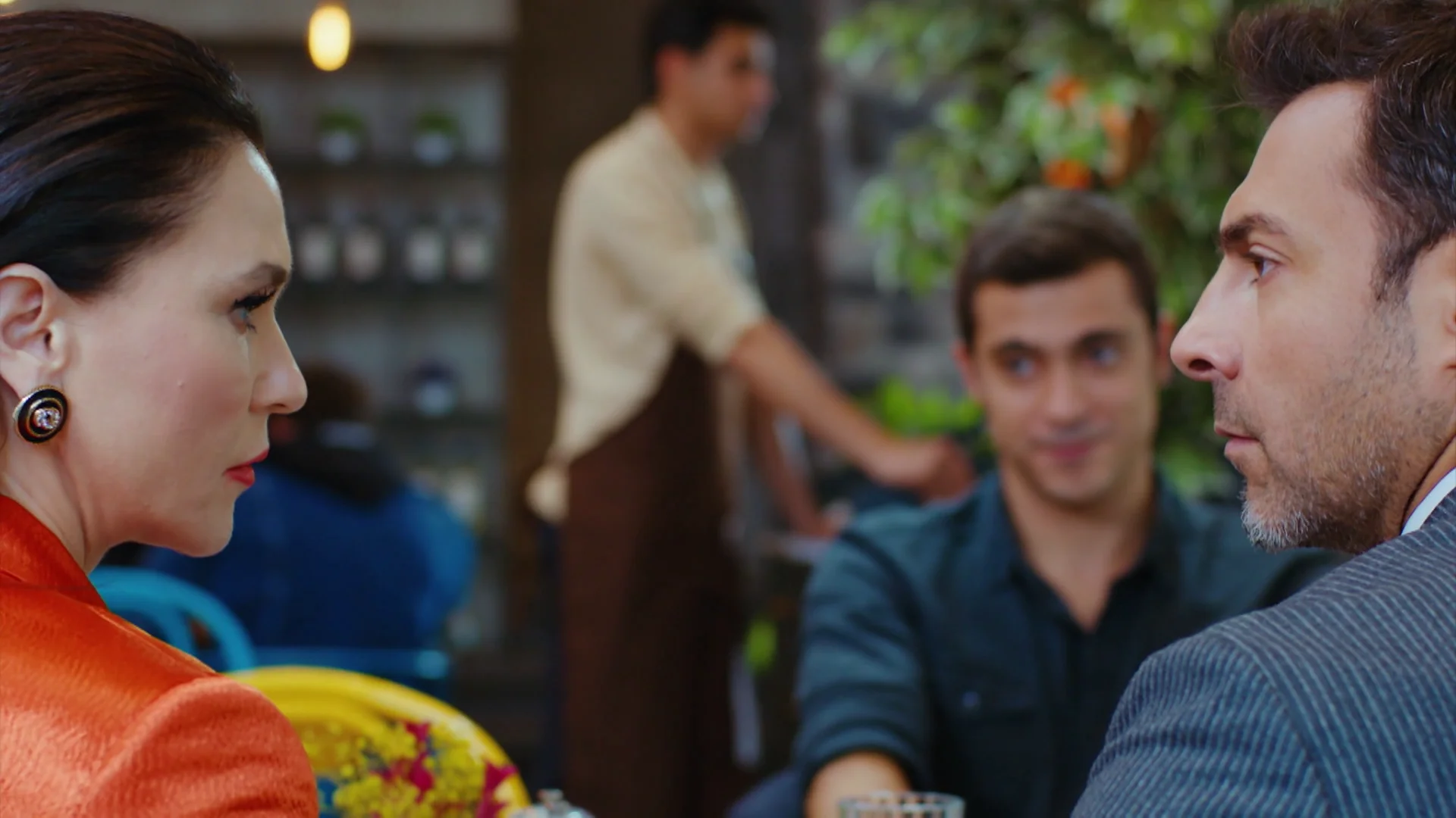 Yiğit obliga a Ender y Kaya a estar juntos: “Quiero que mi padre y mi madre se casen” Yiğit obliga a Ender y Kaya a estar juntos: “Quiero que mi padre y mi madre se casen”