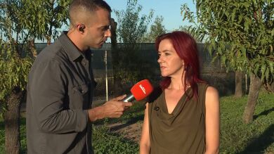 Huyen de su pueblo por el acoso de un vecino: 