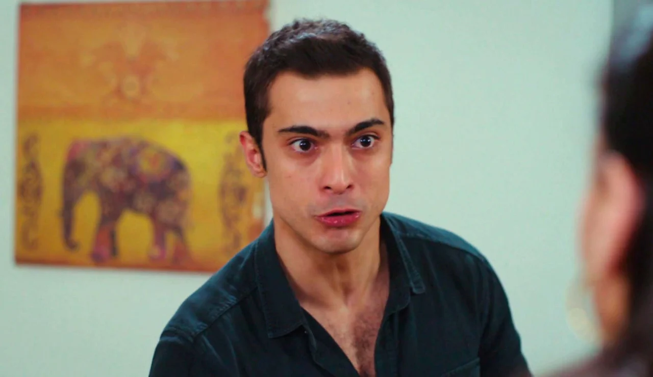Yiğit, fuera de sí, se pelea con sus padres: “¡Quiero que os larguéis de mi vida!”