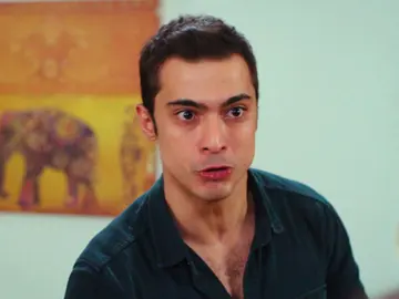 Yiğit, fuera de sí, se pelea con sus padres: “¡Quiero que os larguéis de mi vida!” Yiğit, fuera de sí, se pelea con sus padres: “¡Quiero que os larguéis de mi vida!”
