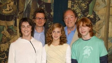 Daniel Radcliffe, Gary Oldman, Emma Watson, Sir Michael Gambon and Rupert Grint en la presentación de Harry Potter y el Prisionero de Azkaban en el 2004