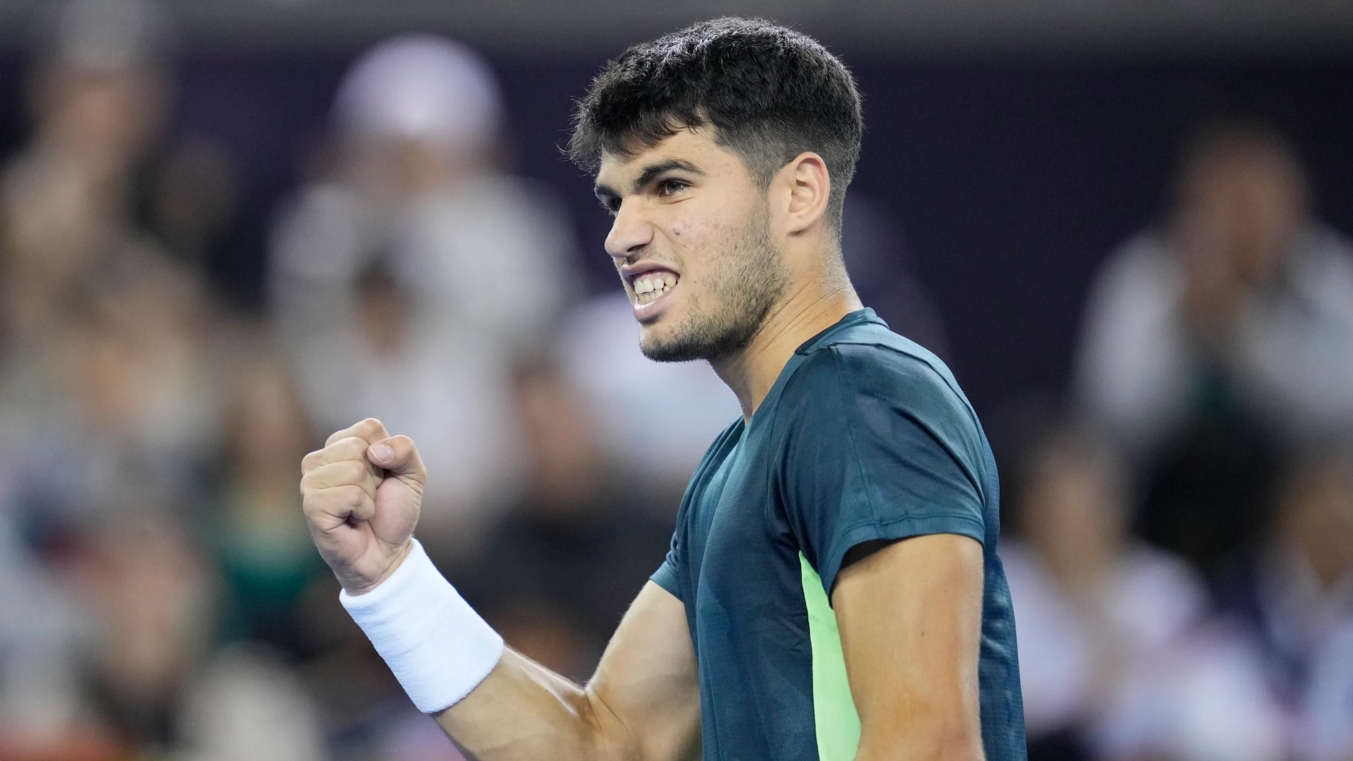 Carlos Alcaraz celebra una acción contra Casper Ruud Carlos Alcaraz celebra una acción contra Casper Ruud