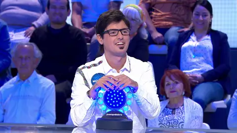 El divertido troleo de Roberto Leal a Moisés tras ‘columpiarse’ con Romeo Santos El divertido troleo de Roberto Leal a Moisés tras ‘columpiarse’ con Romeo Santos