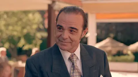 Sofía cae en la trampa de Crespo: esta es su estrategia para alejarla de la verdad Sofía cae en la trampa de Crespo: esta es su estrategia para alejarla de la verdad