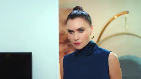 Ender y Şahika empiezan a trabajar juntas: “Haremos que rompan Halit y Yildiz” Ender y Şahika empiezan a trabajar juntas: “Haremos que rompan Halit y Yildiz”