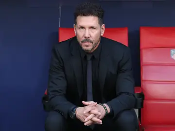 El 'Cholo' Simeone en el banquillo antes del Atlético de Madrid - Feyenoord El 'Cholo' Simeone en el banquillo antes del Atlético de Madrid - Feyenoord