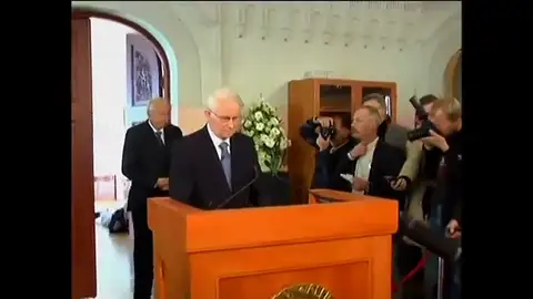 Efemérides de hoy 12 de octubre de 2023: Nobel de la Paz a Al Gore y al Grupo IPCC de la ONU Efemérides de hoy 12 de octubre de 2023: Nobel de la Paz a Al Gore y al Grupo IPCC de la ONU