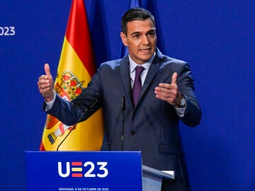 Sánchez en la rueda de prensa de la cumbre europea en Granada
