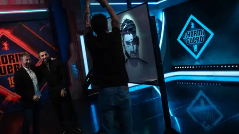 Perspectiva, luces y sombras: la obra de arte con la que Marron rinde homenaje a Ilia Topuria Perspectiva, luces y sombras: la obra de arte con la que Marron rinde homenaje a Ilia Topuria