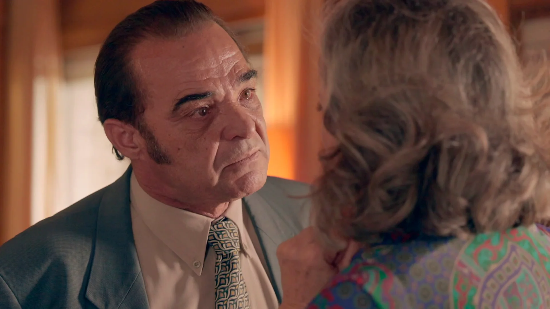 Crespo amenaza a Elena y le exige que Román vuelva con Alicia: “No os conviene tenerme de enemigo” Crespo amenaza a Elena y le exige que Román vuelva con Alicia: “No os conviene tenerme de enemigo”