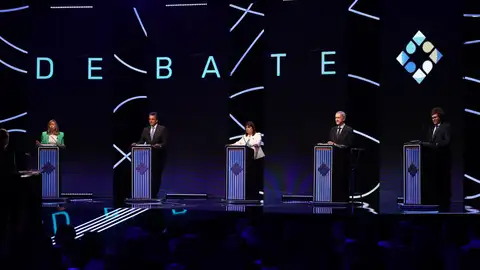 Debate presidencial en Argentina Los cinco participantes en el segundo debate electoral