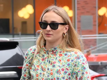 Sophie Turner en la calle Sophie Turner en la calle