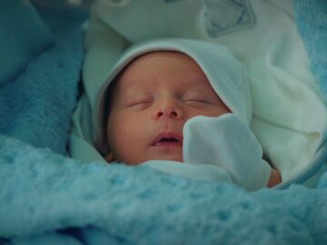 &iexcl;Los Eren son uno m&aacute;s en la familia!: &iexcl;Seng&uuml;l da a luz a su beb&eacute;!