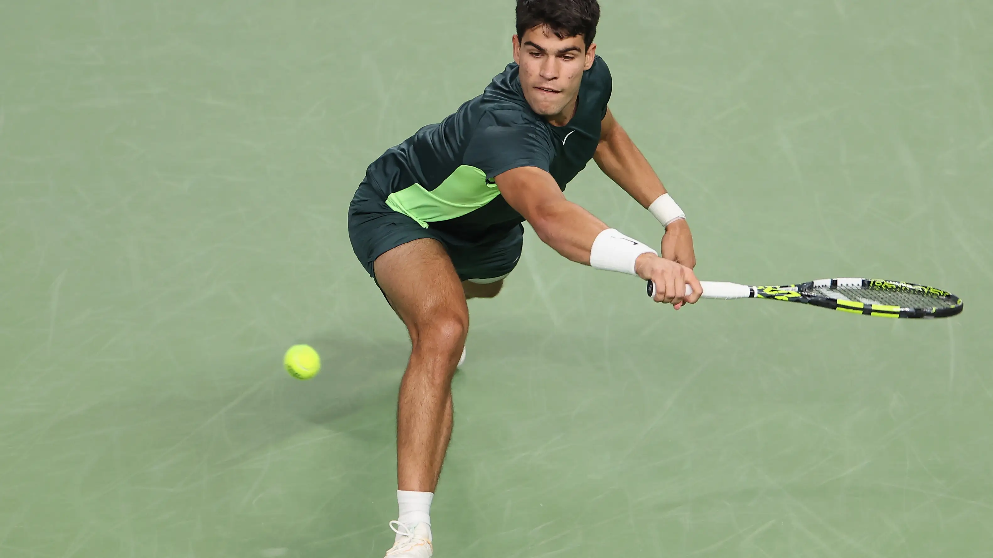Carlos Alcaraz, en el partido ante Grigor Dimitrov