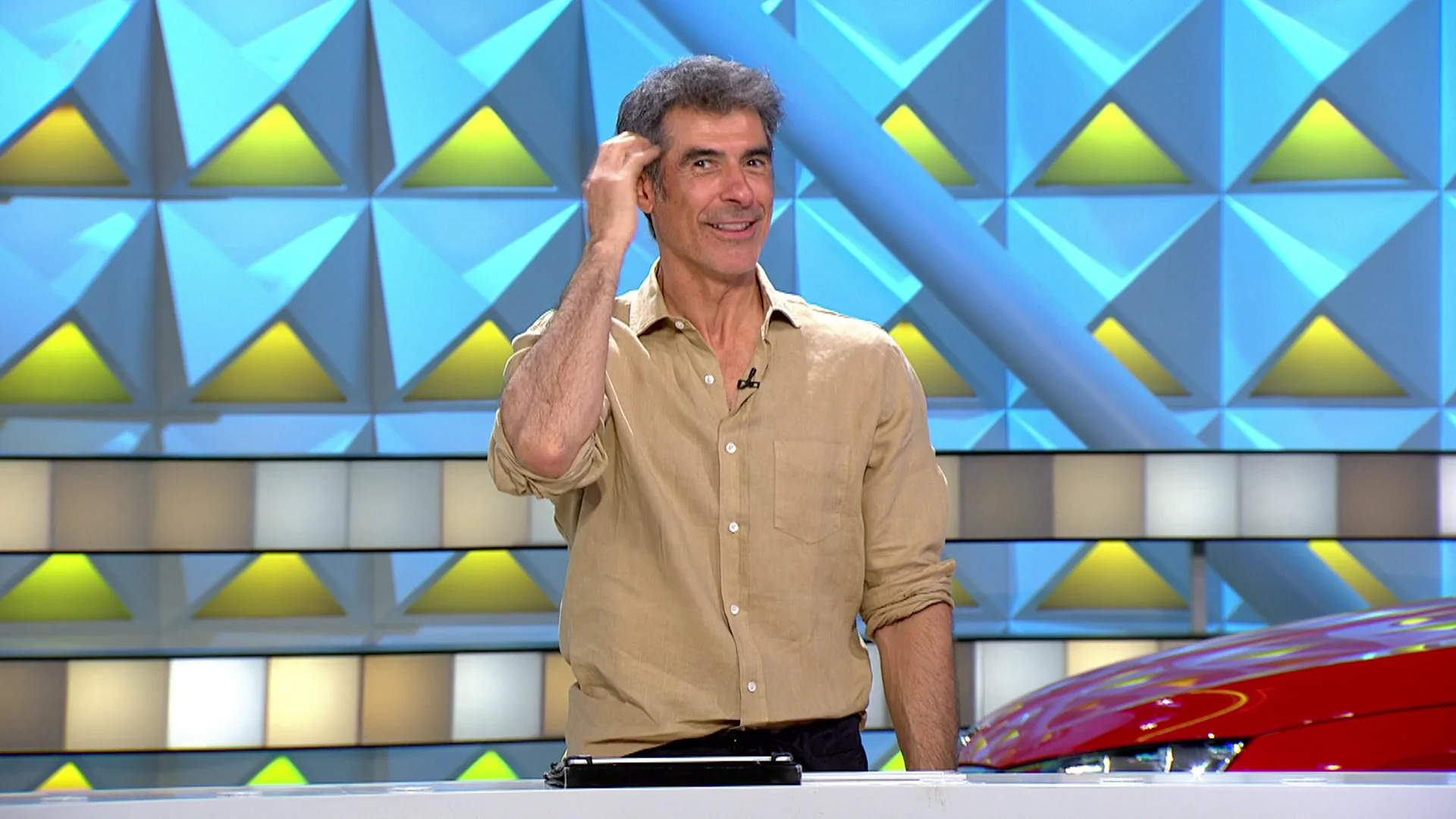 Jorge Fernández lo confirma: "Parece que está funcionando lo de los golpecitos" Jorge Fernández lo confirma: "Parece que está funcionando lo de los golpecitos"