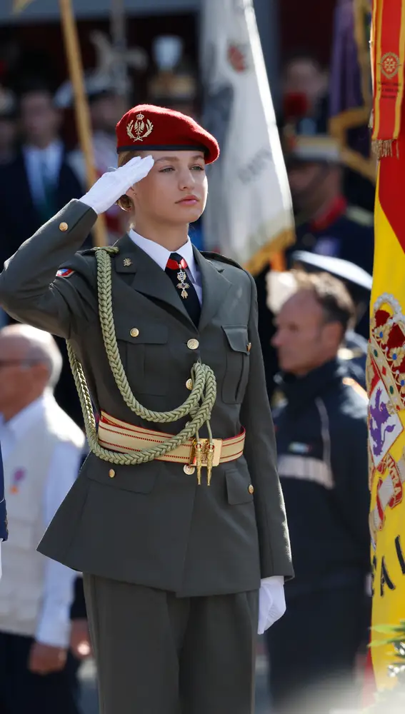 La princesa Leonor, con el uniforme de gala del Ejército de Tierra
