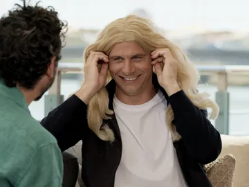 La divertida parodia de Joaquín haciendo de Raquel Revuelta y Anne Igartiburu La divertida parodia de Joaquín haciendo de Raquel Revuelta y Anne Igartiburu