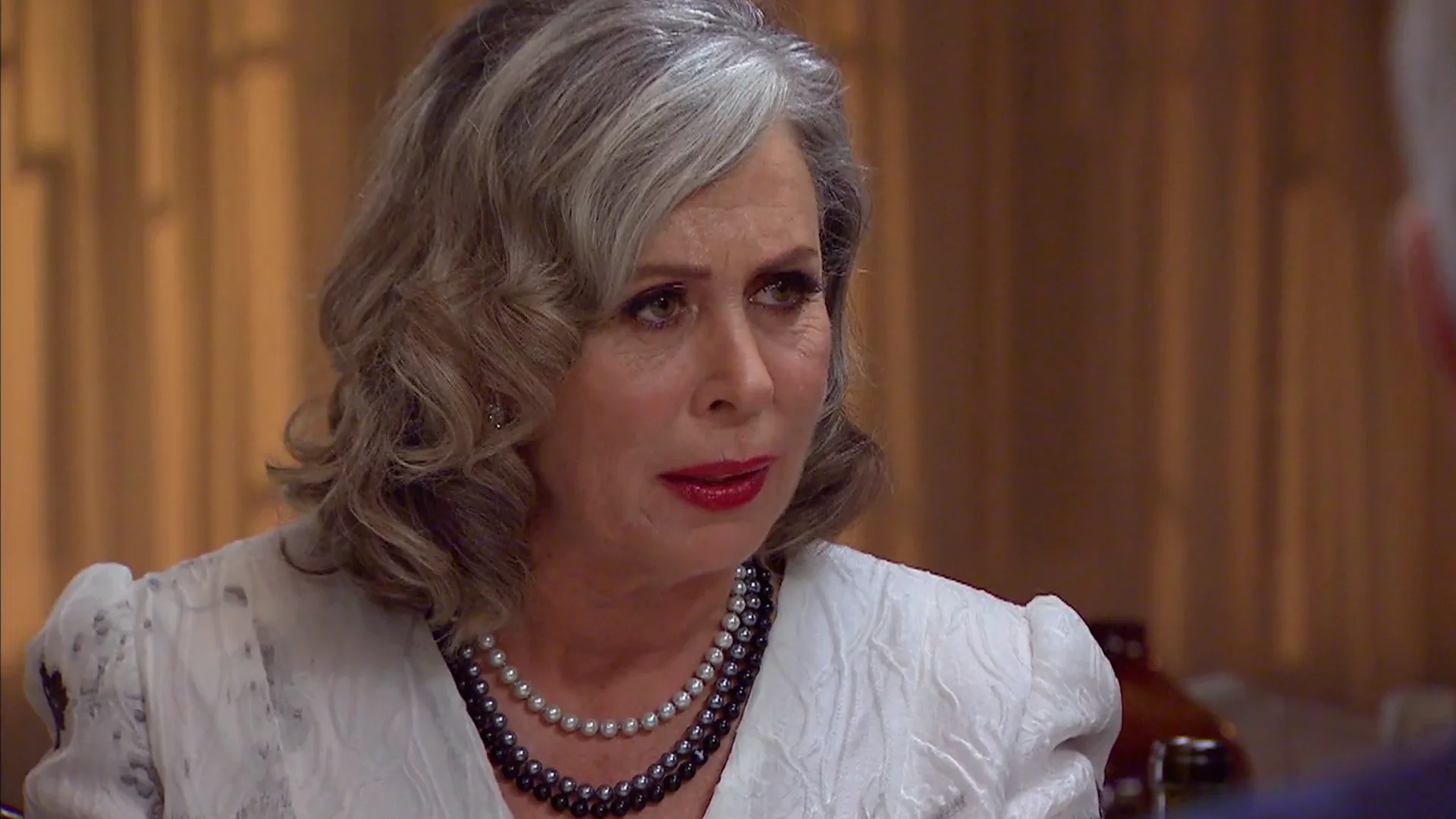 Avance semanal de Amar es para siempre: Elena desenmascara a Lola tras descubrir que es la madre de Malena