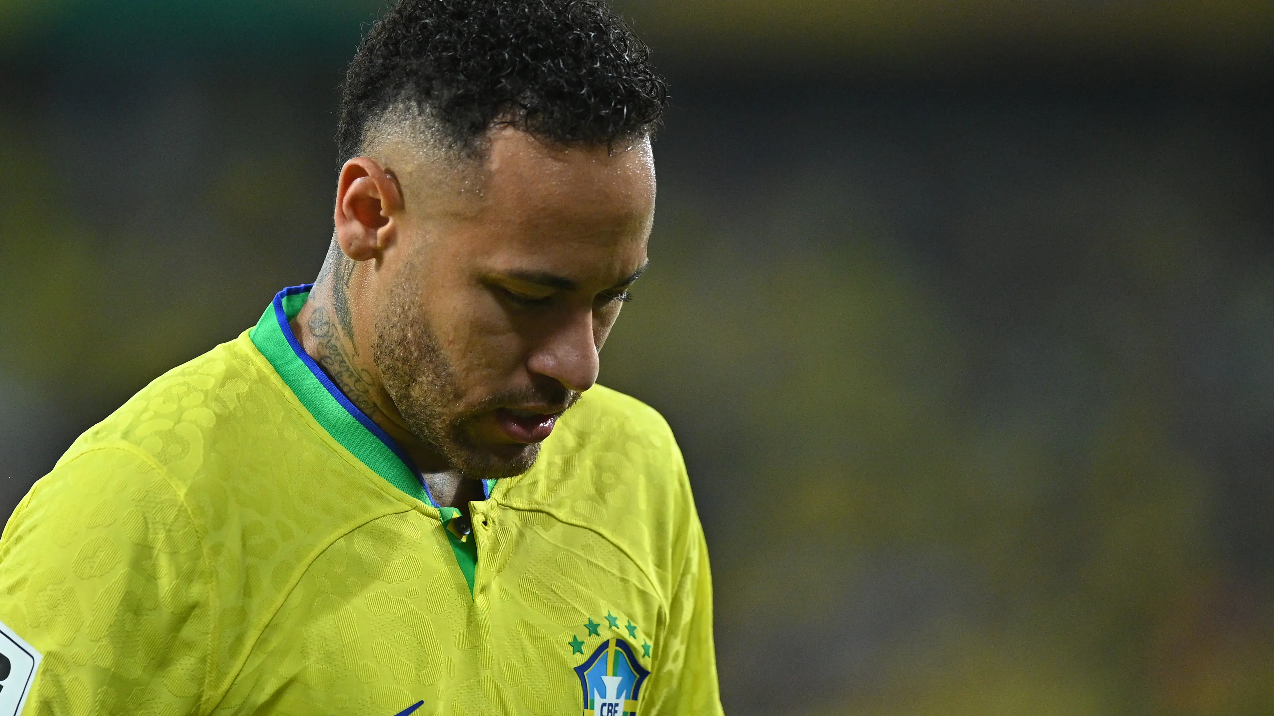 Neymar, cabizbajo tras el empate ante Venezuela Neymar, cabizbajo tras el empate ante Venezuela