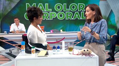 Las claves de Boticaria García para evitar los malos olores corporales: ¿Por qué huelen los pies a queso?