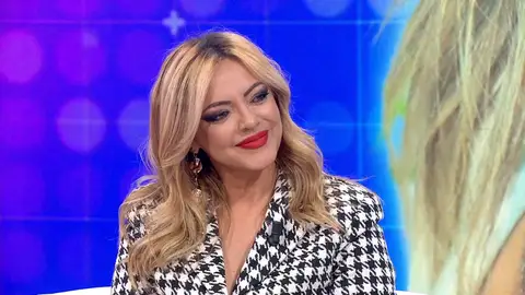 Merche confiesa que ha recibido una 'fotopó' del hombre del que habla en 'Mi amiga María': "Es muy desagradable" Merche confiesa que ha recibido una 'fotopó' del hombre del que habla en 'Mi amiga María': "Es muy desagradable"