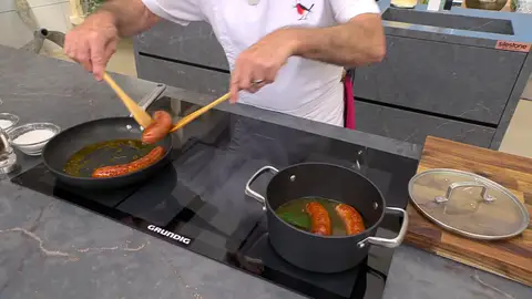 Añádelos a la cazuela con sidra Añádelos a la cazuela con sidra