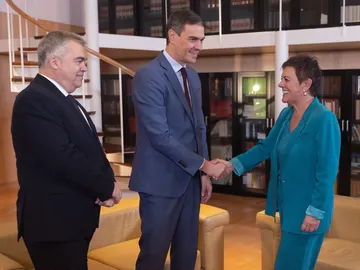 Pedro Sánchez se reúne con la portavoz de EH Bildu en el Congreso, Mertxe Aizpurua Pedro Sánchez se reúne con la portavoz de EH Bildu en el Congreso, Mertxe Aizpurua