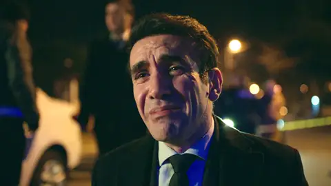 Pars, hundido tras recibir la peor de las noticias: ¡Ridvan ha sido asesinado! Pars, hundido tras recibir la peor de las noticias: ¡Ridvan ha sido asesinado!