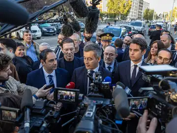 El ministro del Interior de Francia, Gérald Darmanin (C) El ministro del Interior de Francia, Gérald Darmanin (C)