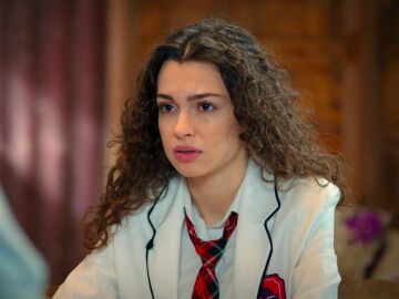 En el próximo capítulo de Hermanos: Asiye, decepcionada con Suzan: “Quiero celebrar el cumpleaños de Ömer con su familia de verdad”