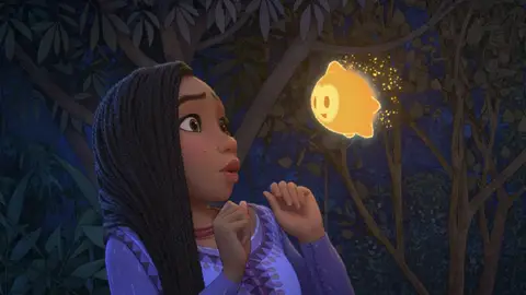 Asha y la estrella en Wish: El Poder de los Deseos en Disney Asha y la estrella en Wish: El Poder de los Deseos en Disney