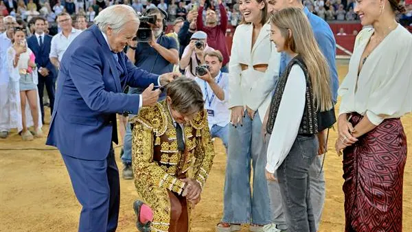 Manuel Ben&iacute;tez corta la coleta a 'El Cordob&eacute;s'