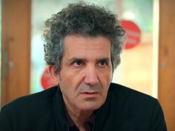 G&ouml;n&uuml;l le cuenta a Orhan una inesperada noticia: "Estoy embarazada"